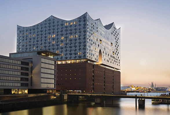事例_空間事例_Elbphilharmonie(ホテル①).png